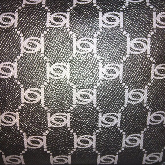 BEBE BLACK & GRAY GOLD MONOGRAM LEATHER CAMERA BAG CROSSBODY PURSE - NWT - Picture 4 of 12